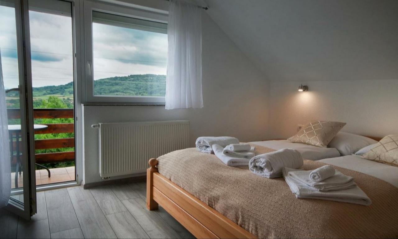 Apartment Josipa Селище Дрежницько Екстер'єр фото